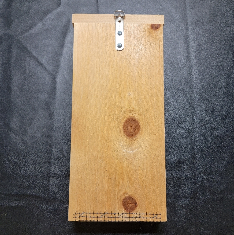 Mini Bat House - Picture 5 of 9